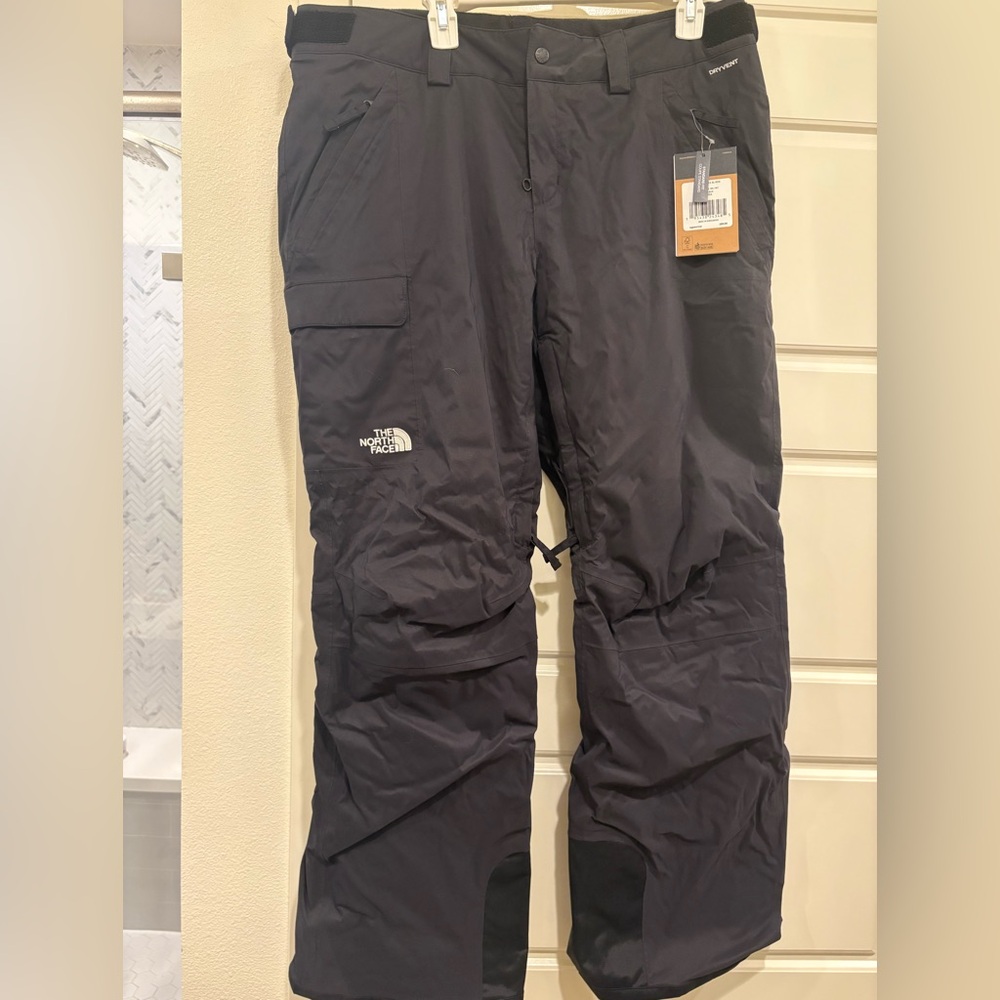 NWT The North Face Women’s Black Snow Pants Size XL